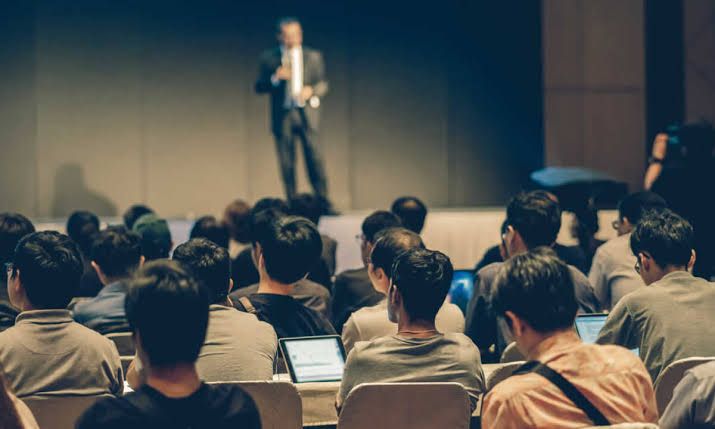 آموزش مدیریت استرس و تاب‌آوری